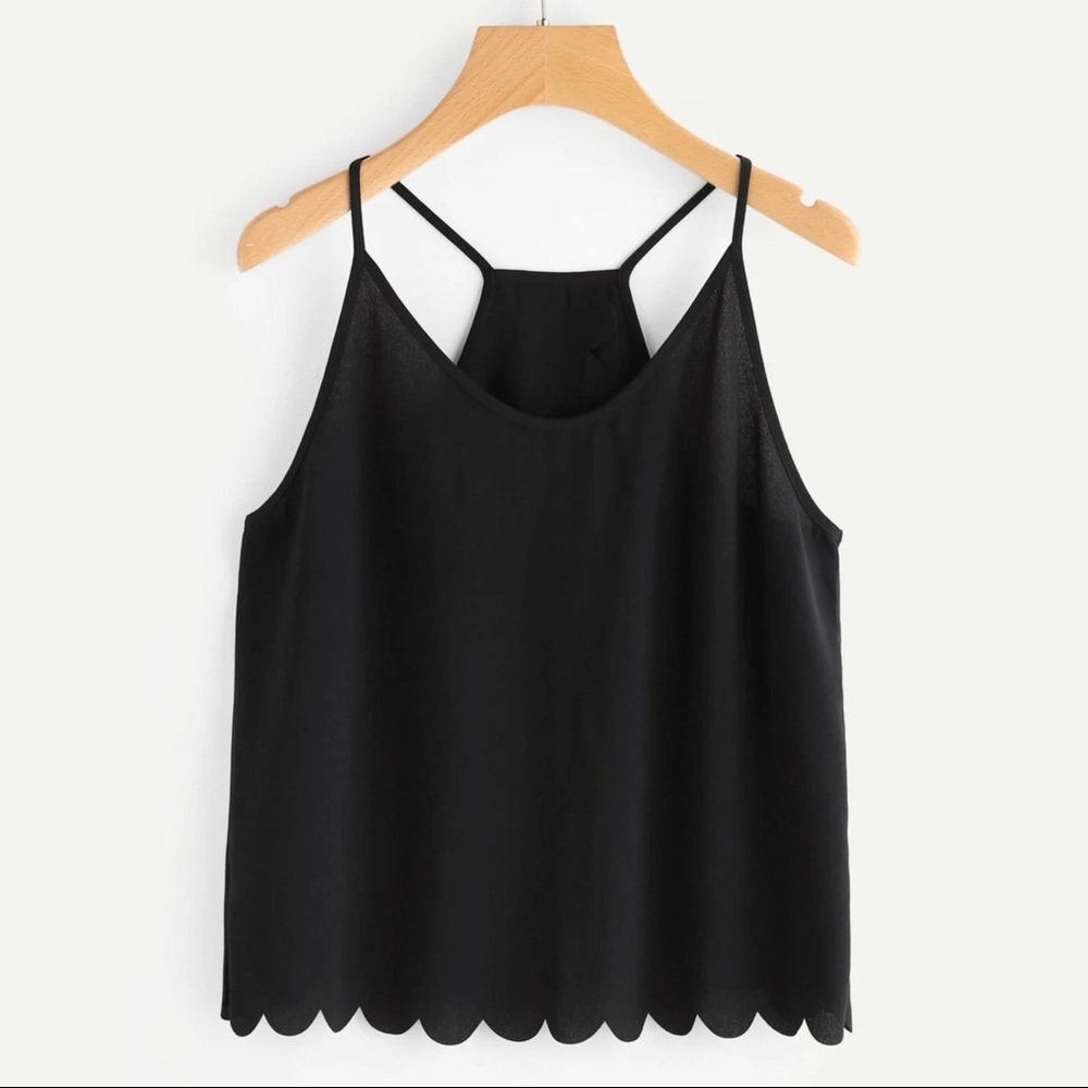 Overlap Back Scallop Edge Cami Top